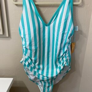 Kona Sol 18w one piece swimsuit